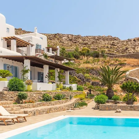 Villa Helios Max